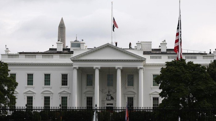 AS Pastikan Pengerahan Pasukan NATO, Rencana Trump Caplok Greenland Tetap Berlaku!