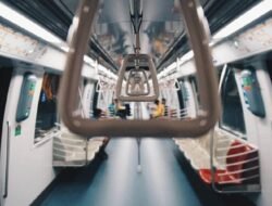 Penumpang MRT Tunjukkan Pesan Cabul ke Remaja, Berujung Dipenjara: Tragedi yang Tidak Terduga di Transfortasi!