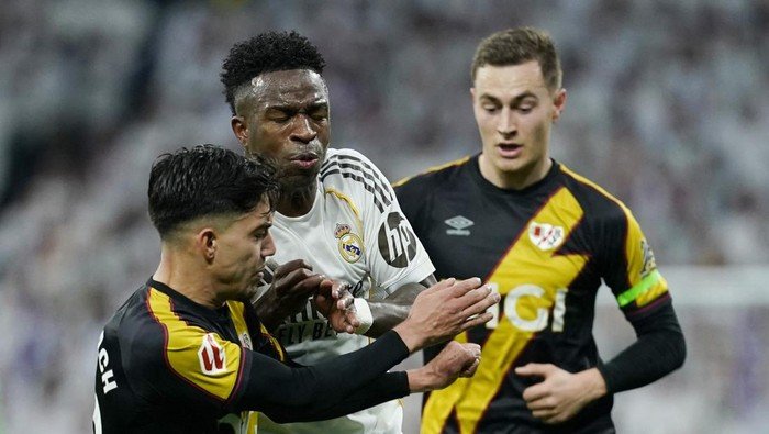 Real Madrid Vs Vallecano: Los Blancos Terus Menang, Namun Pertanyaan Besar关于 Performa Tim Terus Berkemar