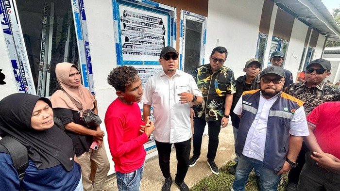 Andre Rosiade: 28 Huntara Guguak Malalo, Kunci Pemulihan Bencana Sumbar yang Mengejutkan!