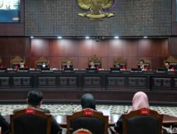 MK Nyatakan Gugatan ASN TNI/Polri Tidak Berdasar, Legal Standing Diperdebatkan