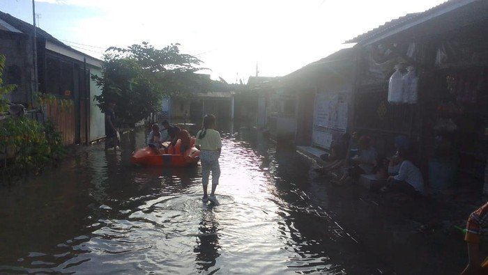 Tragis! 871 Warga di Serang Rela Meninggalkan Rumah karena Banjir