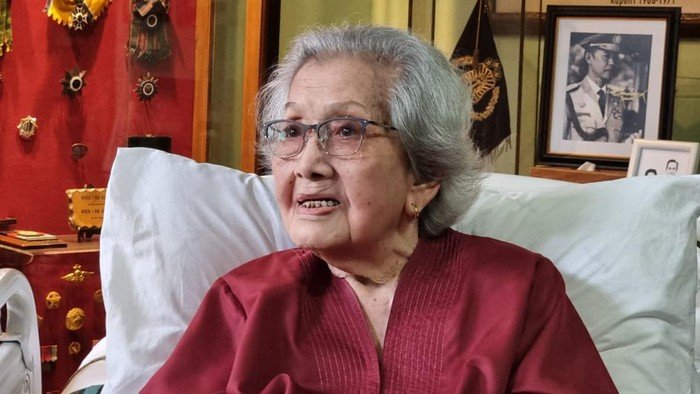 Hidup 100 Tahun, Meninggal dengan Damai: Kisah Eyang Meri Hoegeng yang Menginspirasi