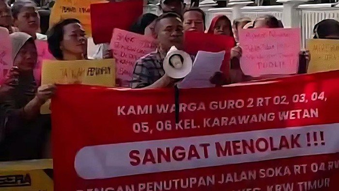 Warga Karawang Protes Penutupan Jalan, Dukung Perjuangan untuk Akses yang Lebih Baik
