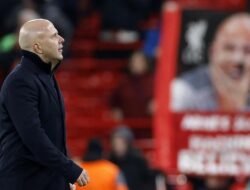 “Mengapa Gaya Main Arne Slot Lebih Berharga daripada Trofi? Jawabannya di Sini”