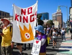 Titik Kritis Hak Asasi Manusia: Apakah Dunia Sedang Menyaksikan Akhir Zaman Hak Asasi?