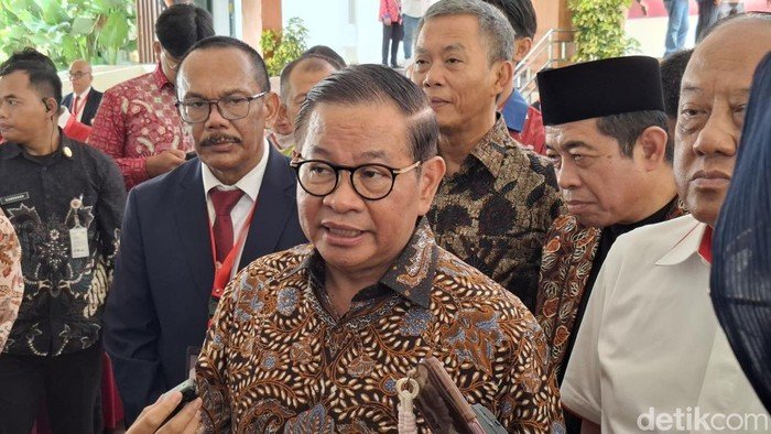 Pramono Ambisius, Targetkan 10.000 Bus Listrik di TransJakarta hingga 2029!