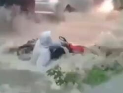 “Bencana di Tegal: Pelajar Hilang dalam Arus Banjir saat Menolong”