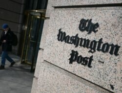 “PHK Menyapu The Washington Post, Ratusan Jurnalis Kehilangan Pekerjaan: Sebuah Peringatan bagi Industri Media?”