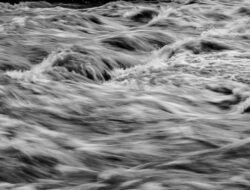 Banjir Landa Suriah, 2 Anak dan 1 Relawan Tewas dalam Tragedi Mengejutkan