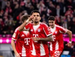 “Bayern Munich 5-1 Hoffenheim: Diaz’s Trilogi Gol, Roten Terbang Tinggi!”