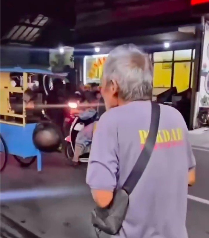 Pensiunan Guru di Jakut Dituduh Jukir Liar, Masyarakat Berbondong-Bondong Berikan Dukungan