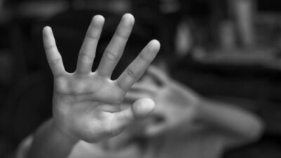 **Guru SD Jember Telanjangi 22 Siswa, Dibebastugaskan Karena Uang Hilang!**