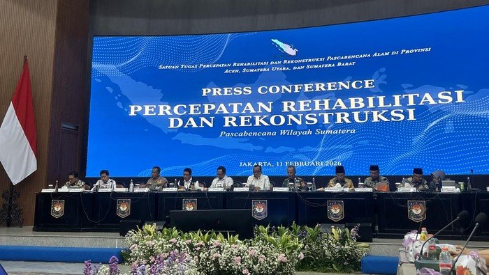 Banjir di Sumatera: 37 Daerah Kembali Berdenyut, 11 Masih Terlantar.