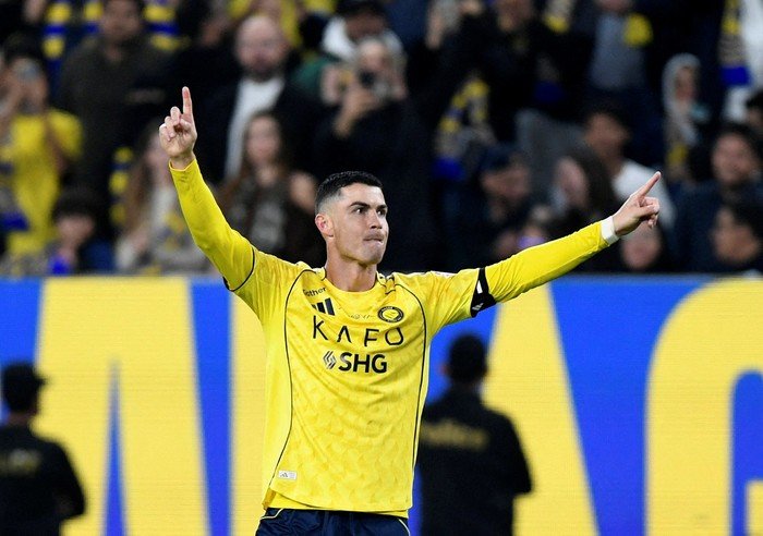 Al Nassr Ngalah, Cristiano Ronaldo Siap Beraksi dengan Belanja Besar di Musim Panas
