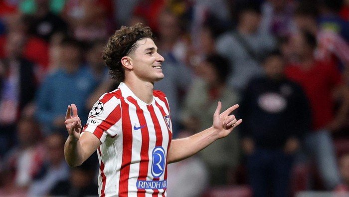 Araujo's Ucapan Tentang Julian Alvarez: Kenapa Atletico Tersinggung?