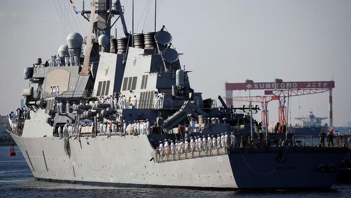 2 Kapal AS Terjungkal, Marinir Meninggal dalam Aksi Isi Bahan Bakar