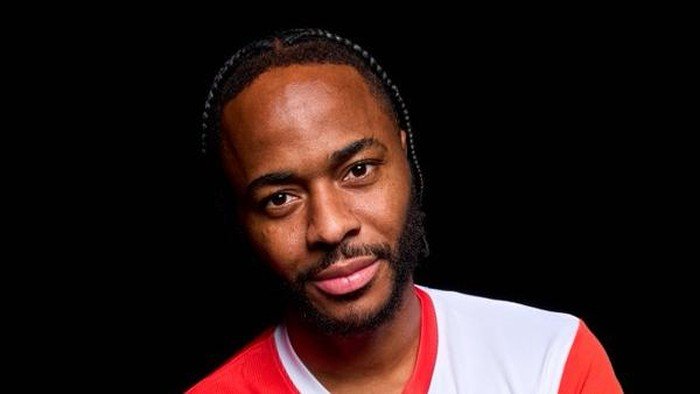 Sterling Langsung Debut di Feyenoord vs James: Bisa Jadi Pukulan Berat untuk Rekan-rekannya?