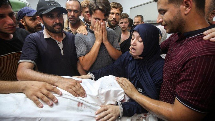 Dunia Berduka: 12 Orang di Gaza Tewas dalam 24 Jam Akibat Serangan Israel, Siapa yang Bertanggung Jawab?