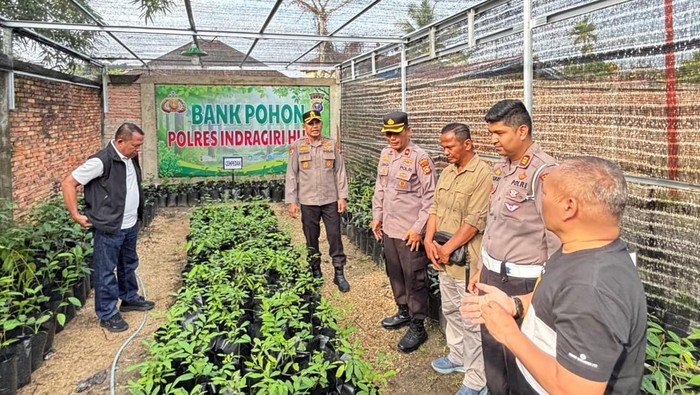 Polres Inhu Riau Dukung Green Policing, Bank Pohon Baru Jadi Solusi Konservasi!