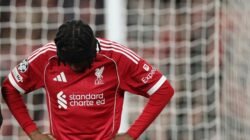 Frimpong Tidak Bermain, Endo Menepi Sejak Lama