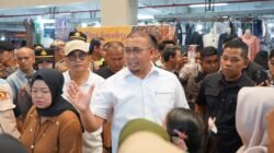 “Sidak Pasar Raya Padang Fase VII Andre Rosiade, Pedagang_keluh Sepi-Pungli!”