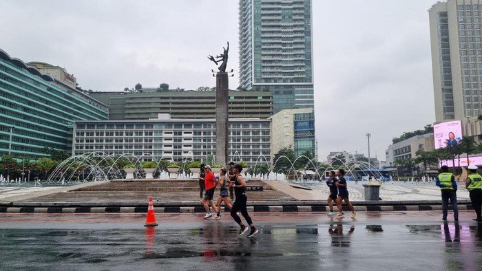 Suasana CFD Jakarta: Warga Antusias Olahraga di Pekan Pertama Ramadan