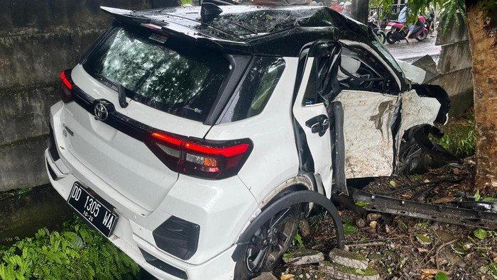 Tragedi Mengerikan di Tol Makassar: Istri Anggota DPRD Sulsel Jadi Korban Kecelakaan Fatal!