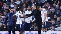 Tragedi Spurs! Tottenham Calon Degradasi, Fans Minta Tanggung Jawab!