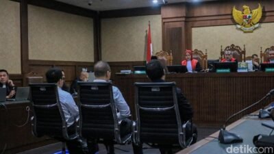 “Hakim Tunggal Soal Kerugian Negara di Kasus Minyak Mentah Terkuak”