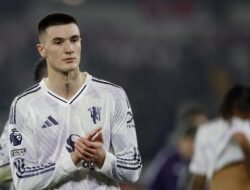 “Sesko Lagi Gacor, Saatnya Jadi Starter MU? Apakah Ini Akhir dari Era Pemain Senior di Tim?”