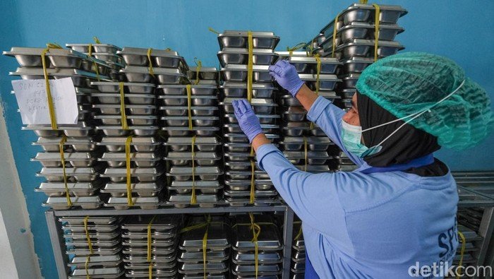 47 SPPG Terpaksa Tutup di Ramadan, Menu MBG Jadi Penyebabnya!