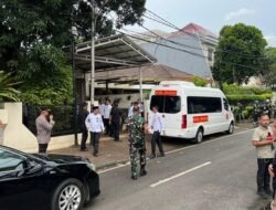 Try Sutrisno, Wapres ke-6 RI: Dari Panggung Kehidupan ke Panggung Duka