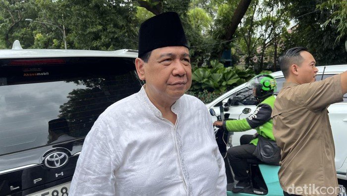 CT Kenang Try Sutrisno: Beliau Tokoh yang Wajib Menjadi Panutan - Update 2