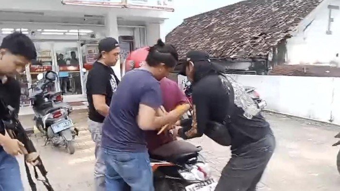 Skandal Mengejutkan: Kepala SPPG Lampung Timur Ditangkap Polisi, Diduga Cabuli Siswi SD!