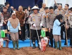 Wujudkan Swasembada Pangan, Polda Metro Tanam Jagung di Lahan 50 Ha Bekasi – Update 3