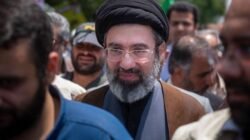 “Iran di Bawah Mojtaba Khamenei: Krisis Hubungan dengan AS yang Semakin Meningkat”