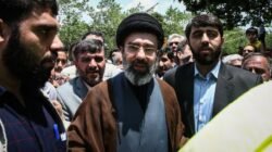 Mojtaba Khamenei Dikabarkan Luka karena Serangan AS, Benarkah? – Update 2