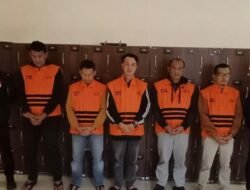 [Kode Bupati Rejang Lebong: Kuncinya untuk Menarik Kontraktor yang Setor Duit]