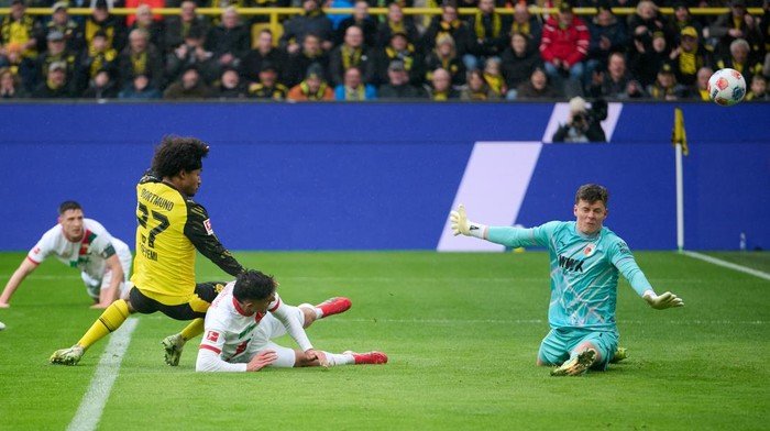 Dortmund Vs Augsburg: Die Borussen 2-0, Tim Harapan Jerman Terus Melesat di Puncak!