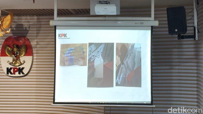 THR Bupati Cilacap, Dilema Kadis-kadis yang Terpaksa Pinjam Uang