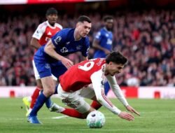 Babak I: Calafiori Menyelamatkan Malam, Pertandingan Arsenal vs Everton Berakhir 0-0