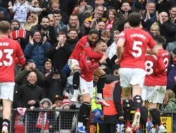 MU 3-1 Aston Villa: Pertunjukan Menakjubkan di Arena Sepak Bola