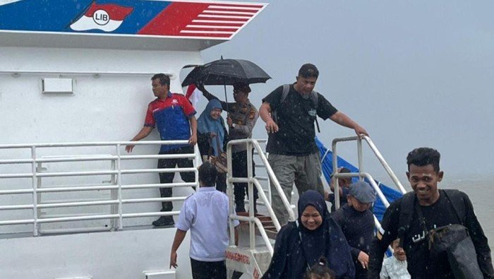 Arus Mudik di Pelabuhan Tanjung Buton Riau Mulai Melonjak Jelang Lebaran - Update 2