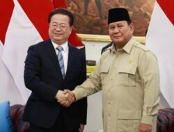 “Prabowo Bersama Menteri Keamanan China, Geliat Baru untuk Stabilitas Asia!”