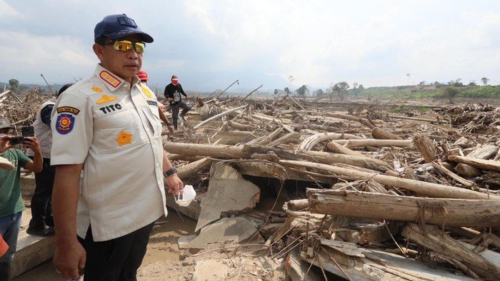 Petani Sumatera Bersorak: Pemerintah Percepat Pemulihan Sawah dan Lumpur, Mimpi Tanam Kembali Terwujud!