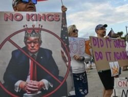 Demo Anti Trump dengan Slogan ‘No Kings’ Membakar Kota-kota AS, Apa yang Terjadi?
