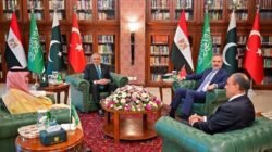 “Diplomasi Berbahaya: Menlu Saudi-Turki Bicarakan Perang AS-Iran di Pakistan”