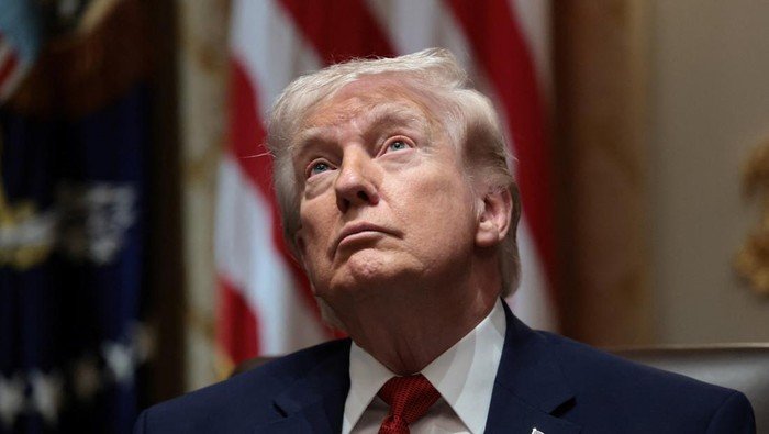 Trump Ngaku AS sedang Negosiasi dengan Ketua Parlemen Iran, Menjanjikan Perubahan Besar!