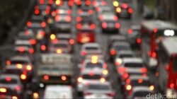 “Titik-titik Kepadatan Lalin di Tol Arah Jakarta Pagi Ini: Solusi Darurat Diperlukan!”